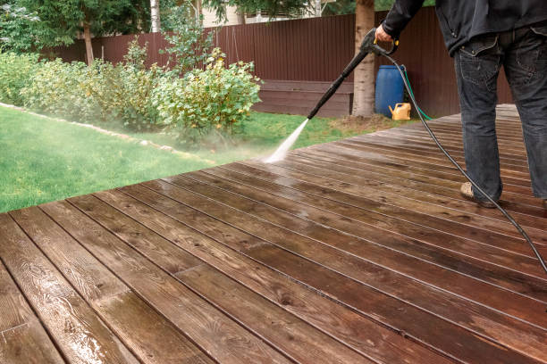 Best Pool Deck Cleaning  in Chittenango, NY